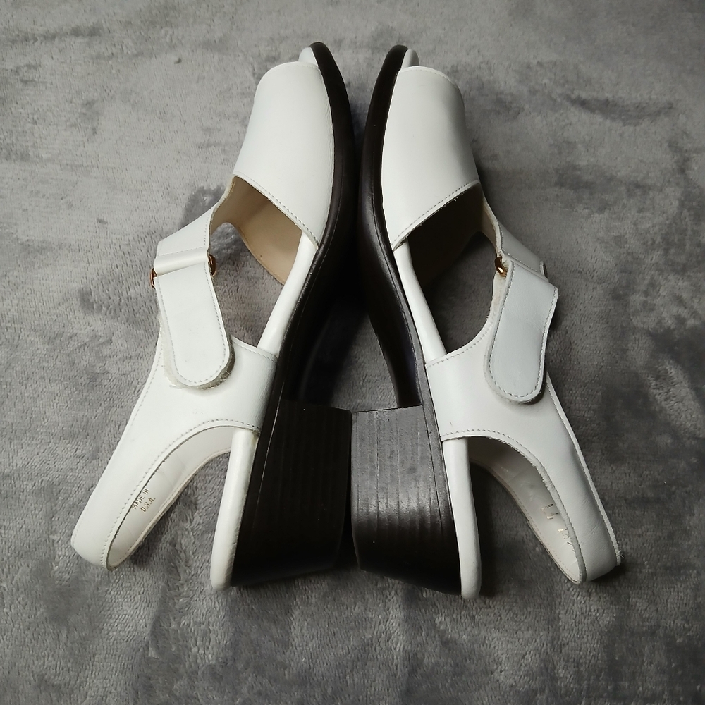 SAS‎ White Leather Sandals - Picture 7 of 16